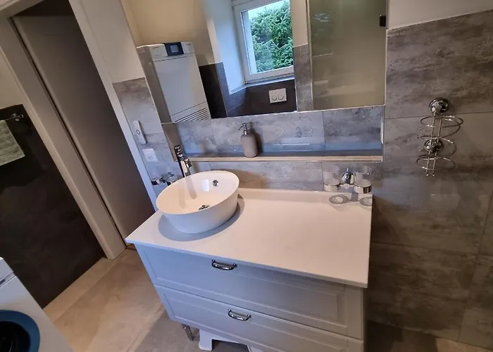 Mountain-lake 2 * Wilderswil